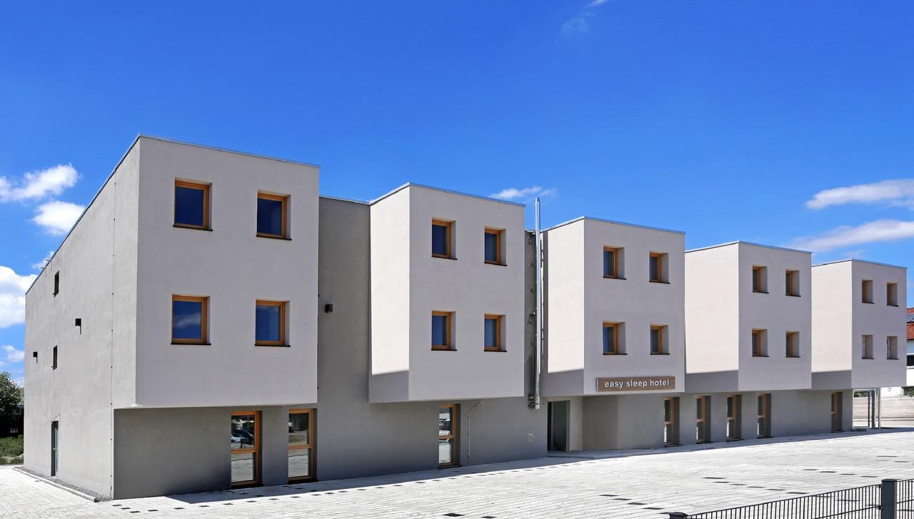 Easy Sleep Apartmenthotel Ergolding Exterior photo